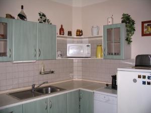 Kuchyň nebo kuchyňský kout v ubytování Apartmany Ingeborg