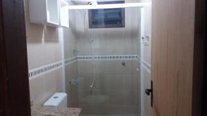 Ένα μπάνιο στο Residencial Bombinhas Pé na Areia +79 φωτογραφίες