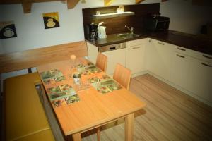 Kuchnia lub aneks kuchenny w obiekcie Apart Dominika