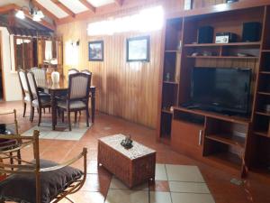 Televisyen dan/atau pusat hiburan di Casa La Serena
