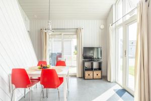 TV a/nebo společenská místnost v ubytování First Camp Råå Vallar-Helsingborg