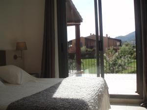 Posteľ alebo postele v izbe v ubytovaní Casa bonmont con vistas al mar piscina y port aventura