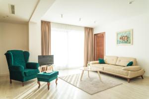 Posezení v ubytování Hotel Kadmo by Aycon