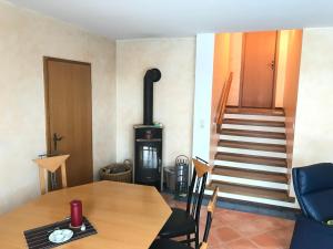 Ruang duduk di Ferienwohnung Rhönblick