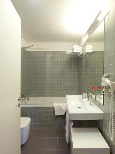 New Oporto Apartments - Cardosasにあるバスルーム