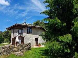 The building in which the holiday home is located