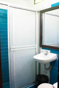 A bathroom at Posada El Abuelo