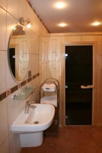 A bathroom at Private Villa 102 with heated pool in BlackSeaRama
