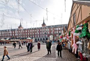 Goście zatrzymujący się w obiekcie Ático en el Centro de Madrid - Calle Jardines