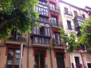 Foto da galeria de Piso con encanto en zona de tapas em Logroño