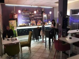 Εστιατόριο ή άλλο μέρος για φαγητό στο Mario Sunce Apartmani