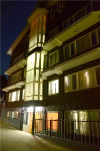 Gallery image of Hotel PACIFIC in Srinagar