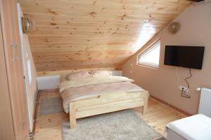Postel nebo postele na pokoji v ubytování Apartments Radović