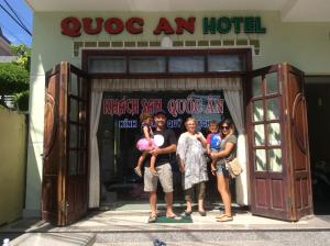 Hosté ubytování Quốc Ân Motel