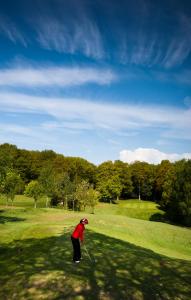 ビュードリーにあるWharton Park Golf & Country Clubのギャラリーの写真