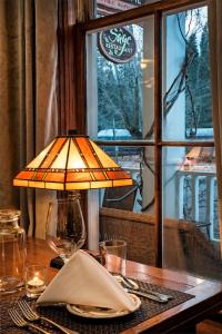 Φωτογραφία από το άλμπουμ του McCloud Hotel σε McCloud