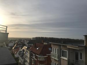 Nespecifikovaný výhled na destinaci Knokke-Heist nebo výhled na město při pohledu z apartmánu
