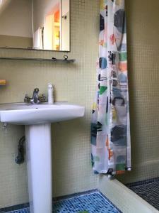 Et badeværelse på Apartments Ålholmvej