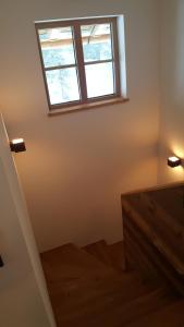 Postel nebo postele na pokoji v ubytování Wildererhütte Chalet Helmut