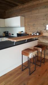 Kuchyň nebo kuchyňský kout v ubytování Wildererhütte Chalet Helmut
