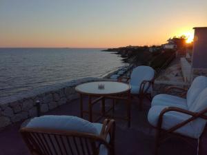 Gallery image of Dip in the blue - 2 in Agios Georgios