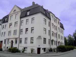 Budova, kde se aparthotel nachází
