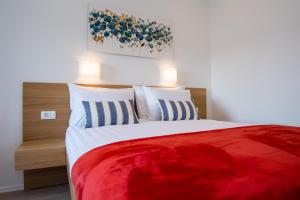 Posteľ alebo postele v izbe v ubytovaní Room St. Jacob Dubrovnik