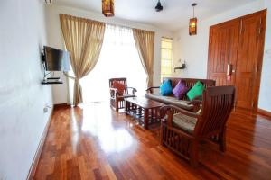 Gallery image of City Square Residencies in Colombo