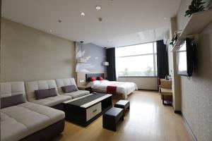 Gallery image of Thank Inn Chain Hotel Shandong Binzhou Zhanhua Jinhai Six Road in Zhanhua