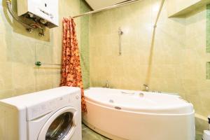 Kúpeľňa v ubytovaní 1-room apartments Kiev city center