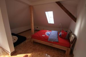 Haus Seeblick Bestenseeにあるベッド