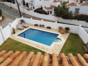 The swimming pool at or close to Villa - zeezicht, zwembad