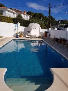 The swimming pool at or close to Villa - zeezicht, zwembad