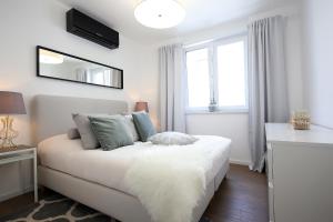 Posteľ alebo postele v izbe v ubytovaní The View Luxury Apartment Dramalj