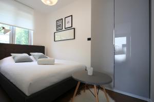 Posteľ alebo postele v izbe v ubytovaní The View Luxury Apartment Dramalj