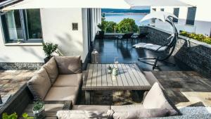 Posedenie v ubytovaní The View Luxury Apartment Dramalj
