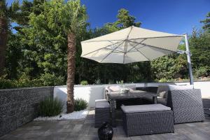 Vonkajšia záhrada v ubytovaní The View Luxury Apartment Dramalj