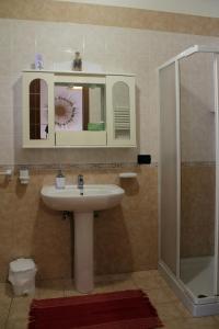Koupelna v ubytování B&B Otranto 100 mt mare
