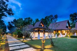 Zahrada ubytování Barali Beach Resort Koh Chang
