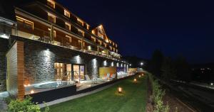 Basen w obiekcie Grandhotel Tatra lub w pobliżu