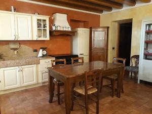 Kuchyň nebo kuchyňský kout v ubytování Agriturismo Trebis