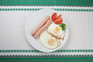 Jídlo v penzionu – hostince nebo okolí