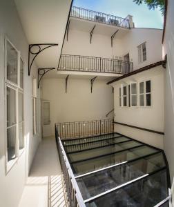 Een balkon of terras bij Bishop's House