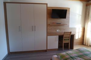 Μια τηλεόραση ή/και κέντρο ψυχαγωγίας στο Gästehaus Davidbauer