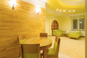 Posedenie v ubytovaní Hotel Pory Roku