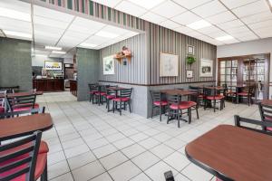 Restaurace v ubytování Days Inn by Wyndham Amarillo East