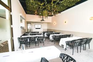 查尔斯顿美居酒店的休息区