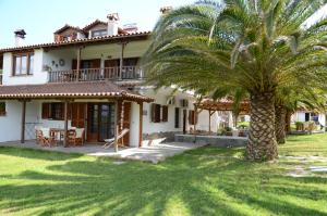 Gallery image of Filippos Resort by the Sea in Vourvourou