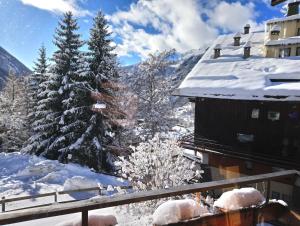Gallery image of Cervinia-Valt Sport & Relax House in Valtournenche