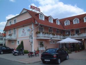 Budova, kde se hotel nachází